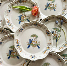 Load image into Gallery viewer, Spanska keramiktallrikar  med Blommor i keramik
