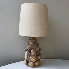 Load image into Gallery viewer, Snäcklampa Vintagelampa