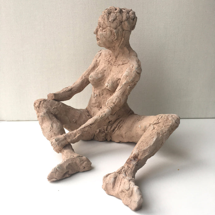 Skulptur Sittande Kvinna