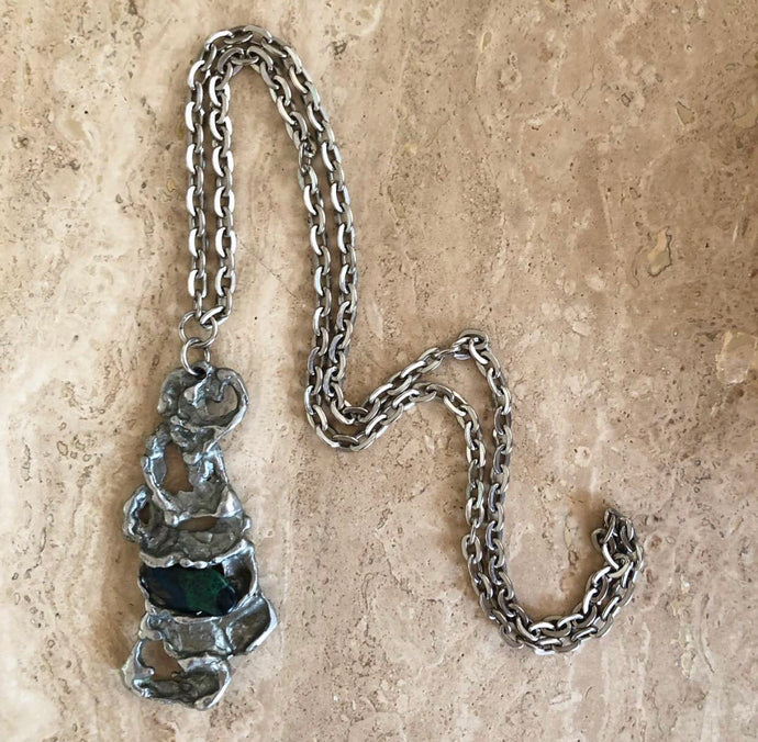 Vintagesmycke med Grön Sten / Halsband 60- tal