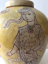 Load image into Gallery viewer, ON HOLD Vas / Lockurna i keramik av Elsi Bourelius  40-tal