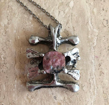 Load image into Gallery viewer, Vintagesmycke med Rosa Sten / Halsband 60- tal