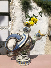 Load image into Gallery viewer, Grekisk Antik Fågelvas / Skulptur i Keramik