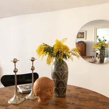 Load image into Gallery viewer, Skulptur Byst Flicka i Keramik