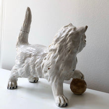 Load image into Gallery viewer, Fransk Jättekatt Skulptur från Normandy / Bavent 20-tal