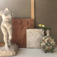 Load image into Gallery viewer, Gipstavla Kvinna
